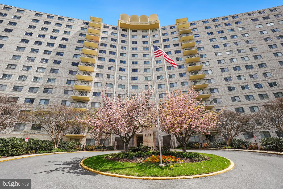 UNIVERSITY TOWERS CODM - Residential