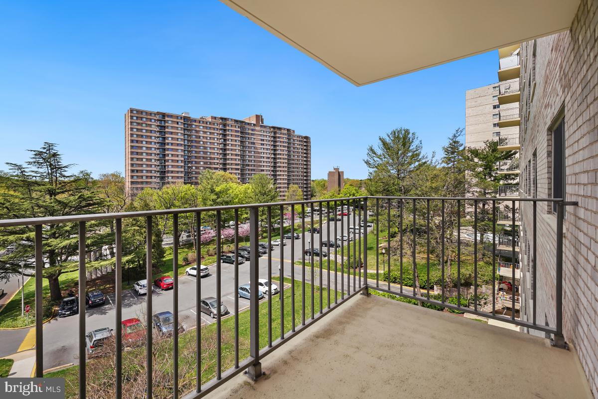 UNIVERSITY TOWERS CODM - Residential