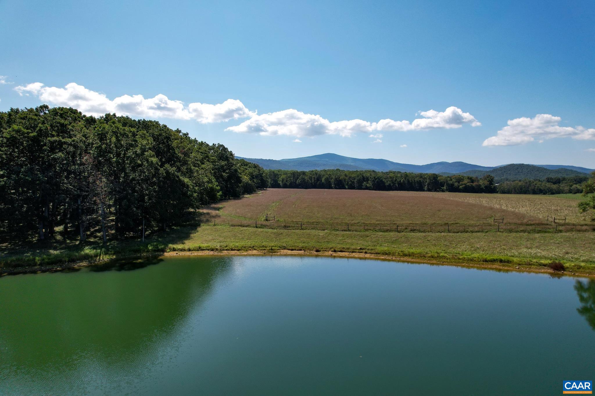 2272 INDIAN ACRES LN