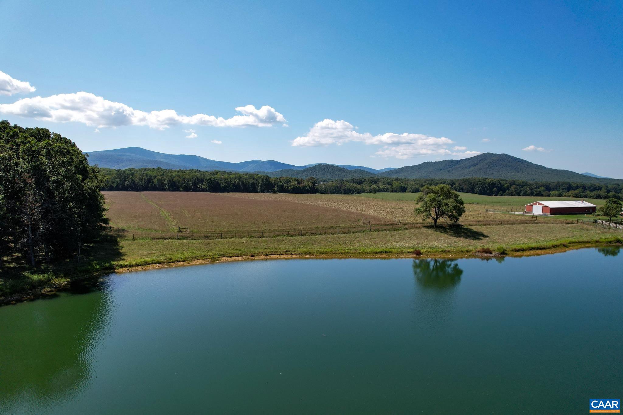 2272 INDIAN ACRES LN