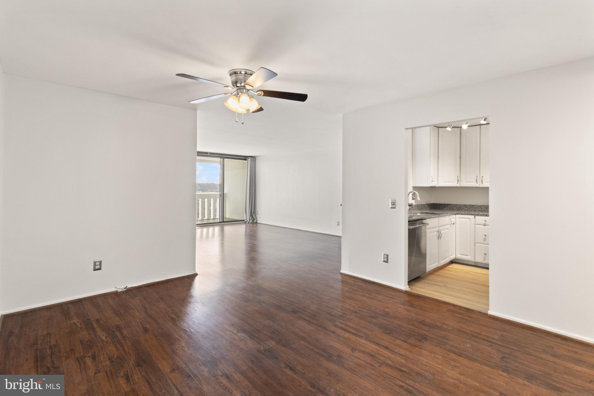 ALEXANDRIA KNOLLS - Residential