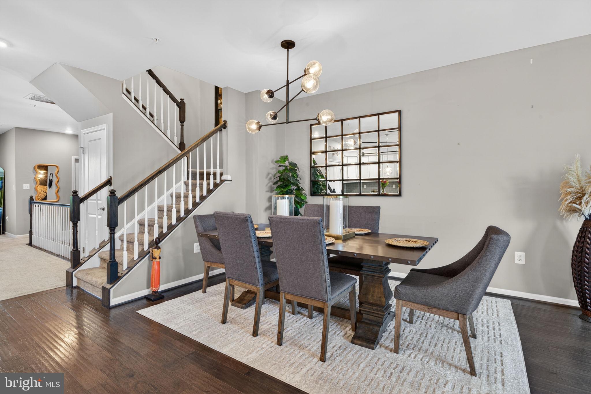 HYATTSVILLE - Residential