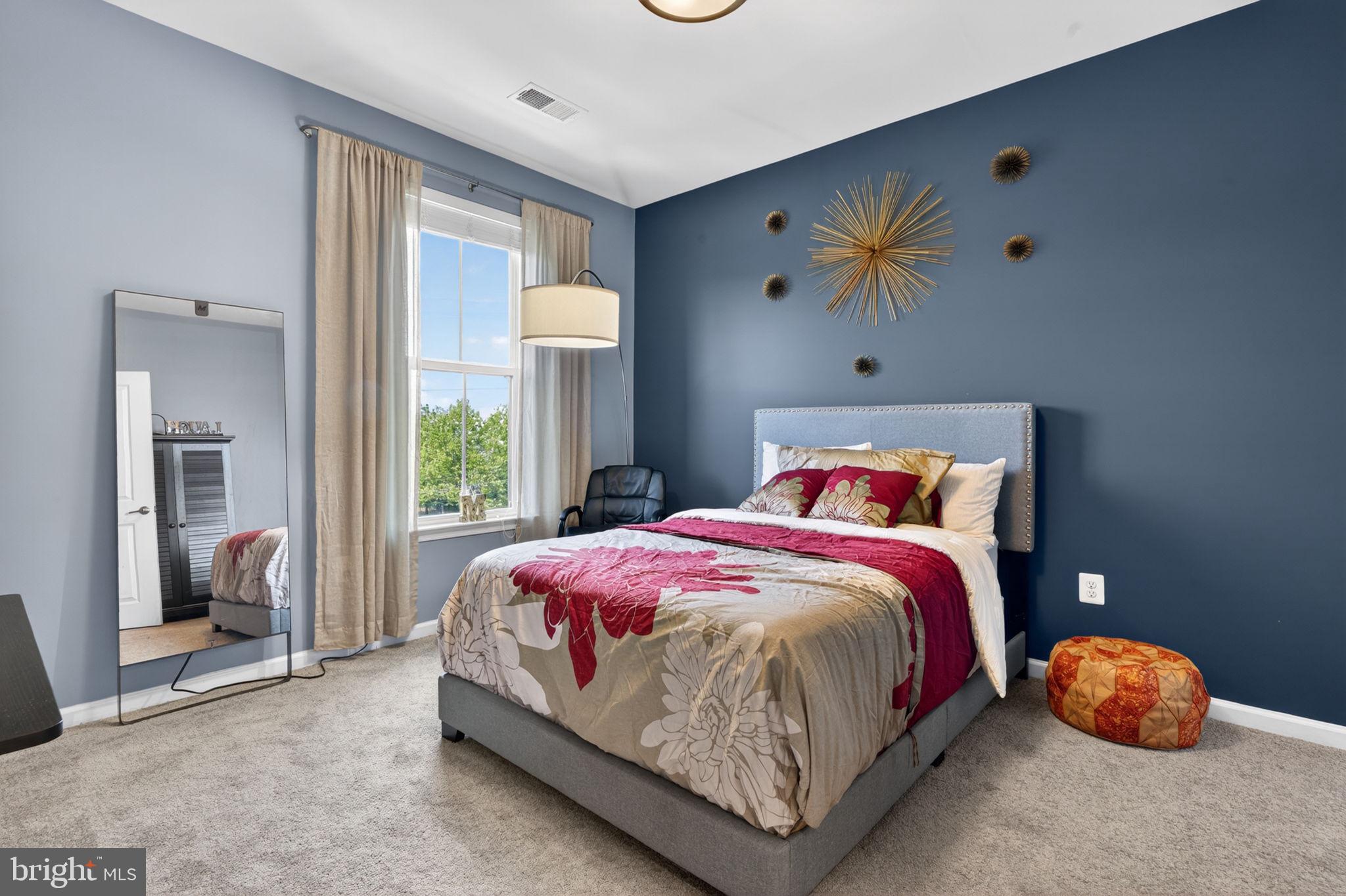 HYATTSVILLE - Residential