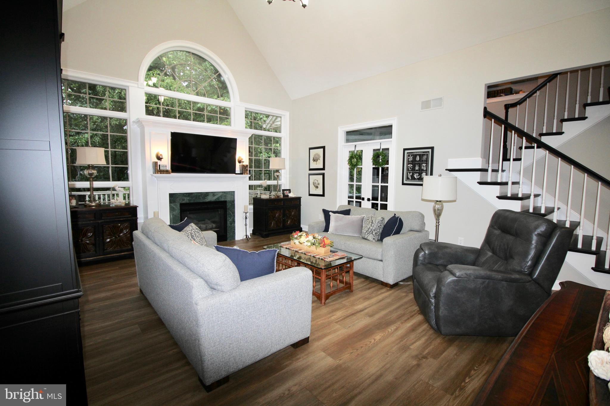 SHADY HILL ESTATES - Residential