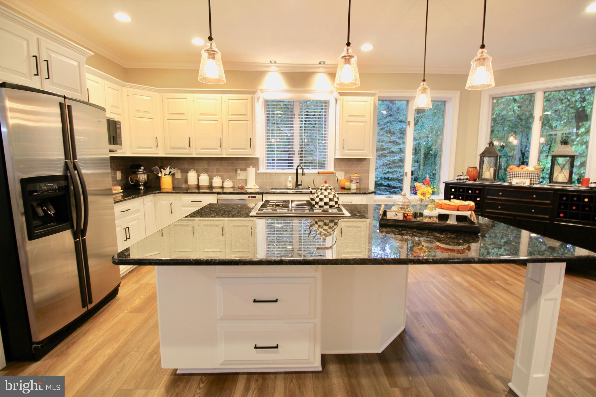 SHADY HILL ESTATES - Residential