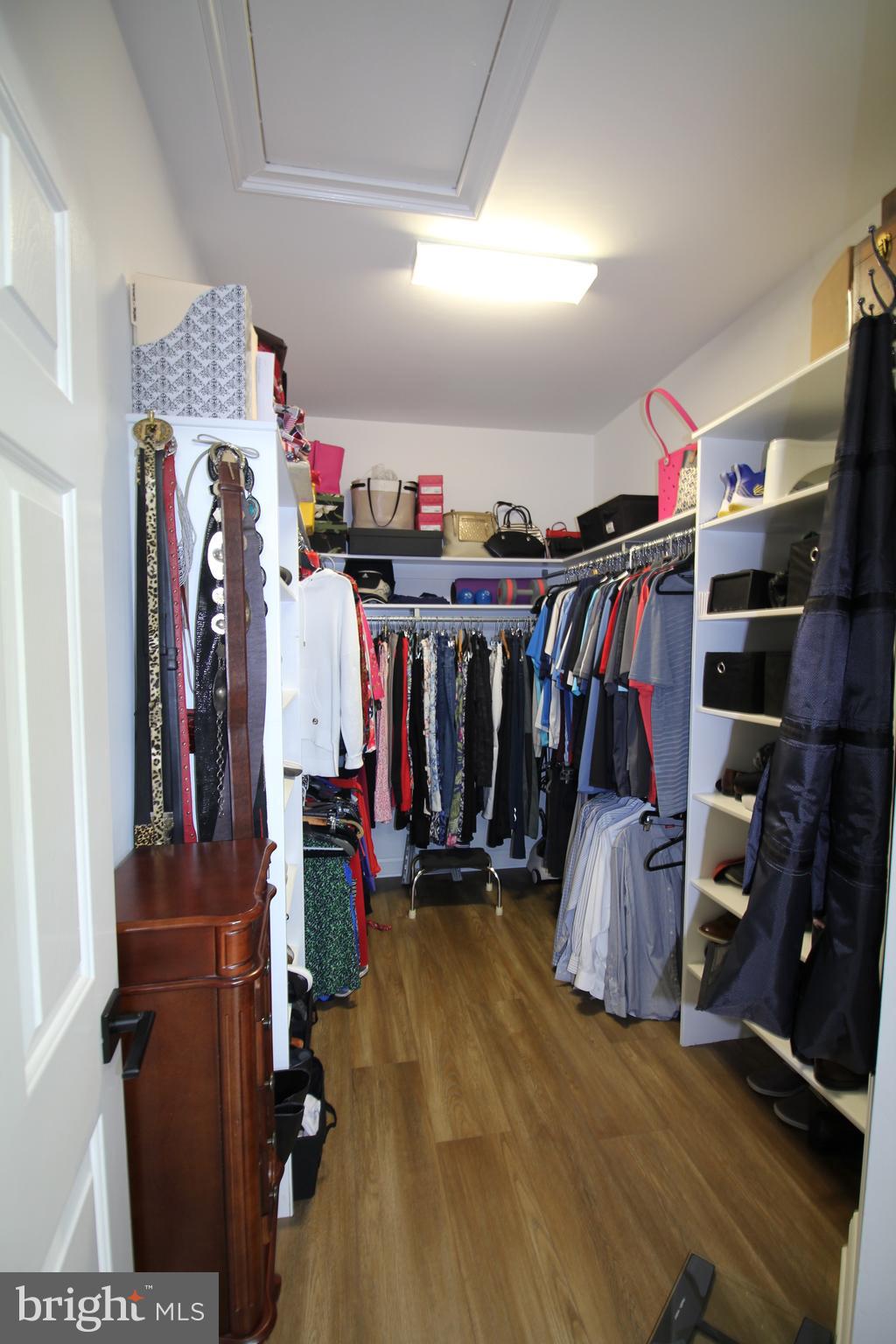 SHADY HILL ESTATES - Residential