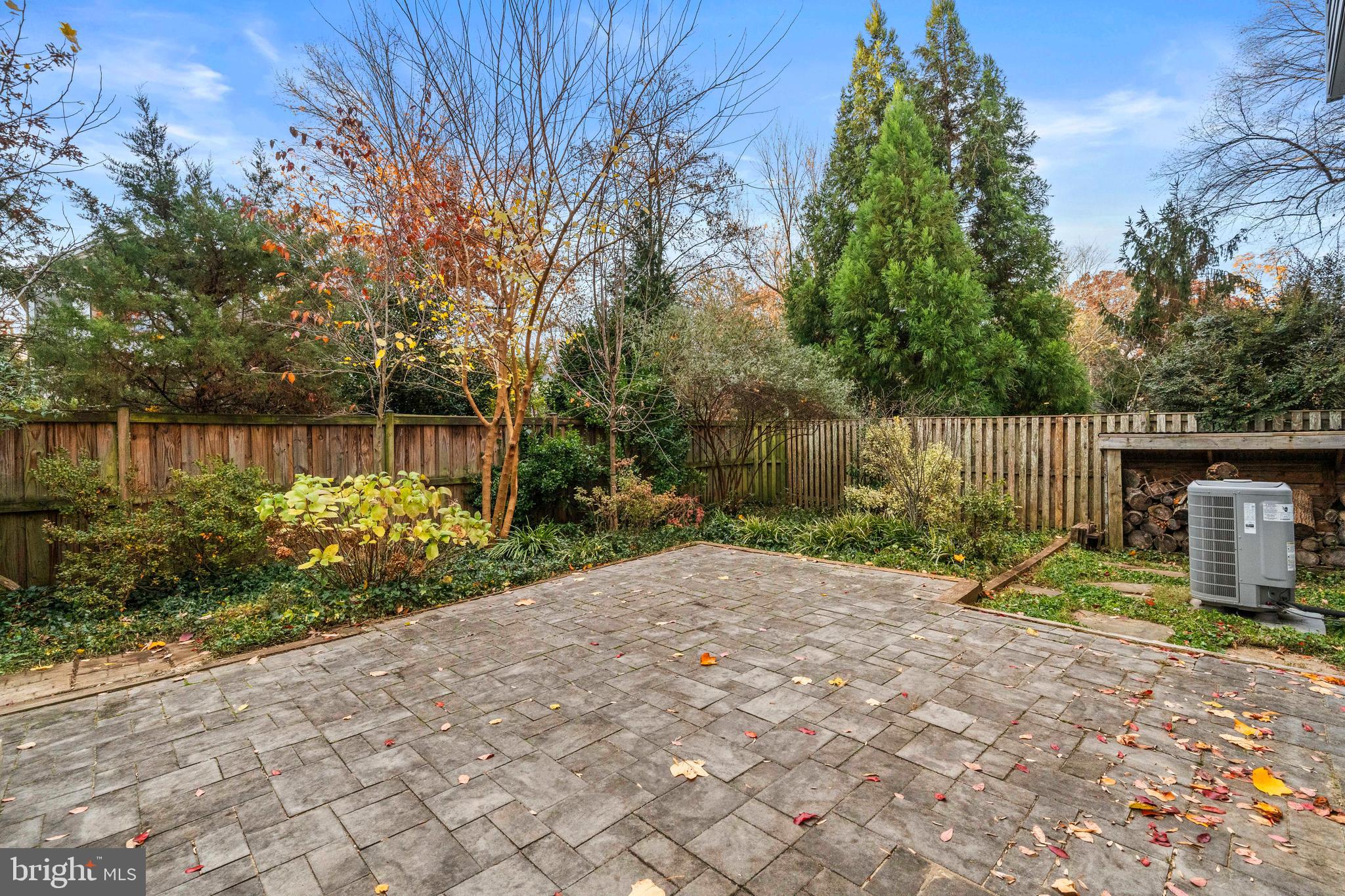 WOODLAND - Residential