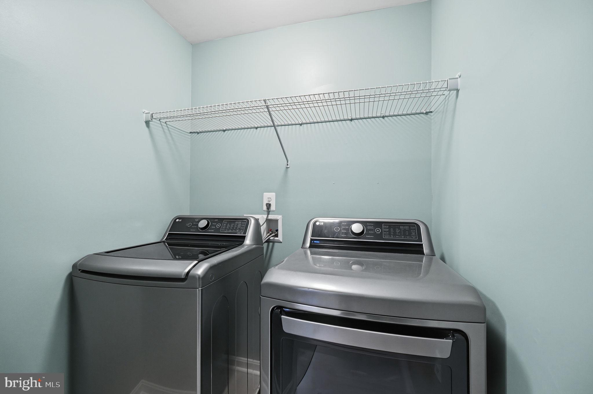 HUNTFIELD - Residential Lease