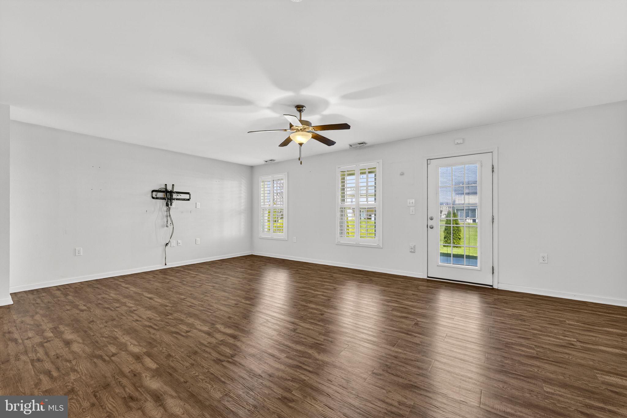 SPRING MILLS - Residential