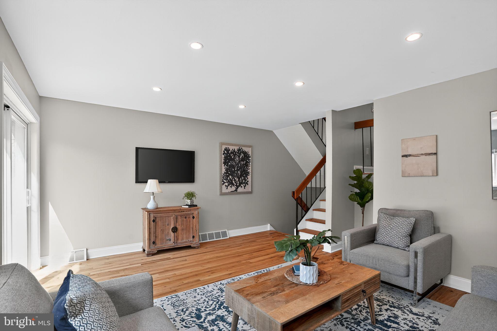 FAIRMOUNT - Residential