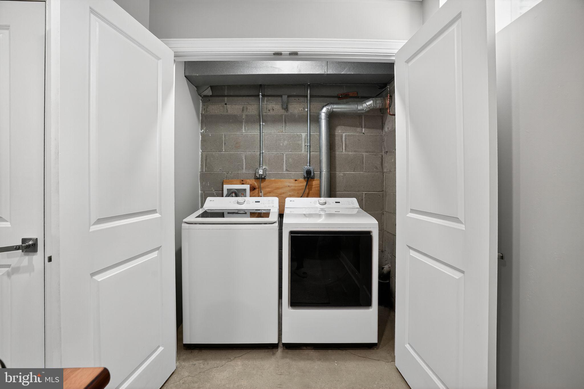 FAIRMOUNT - Residential