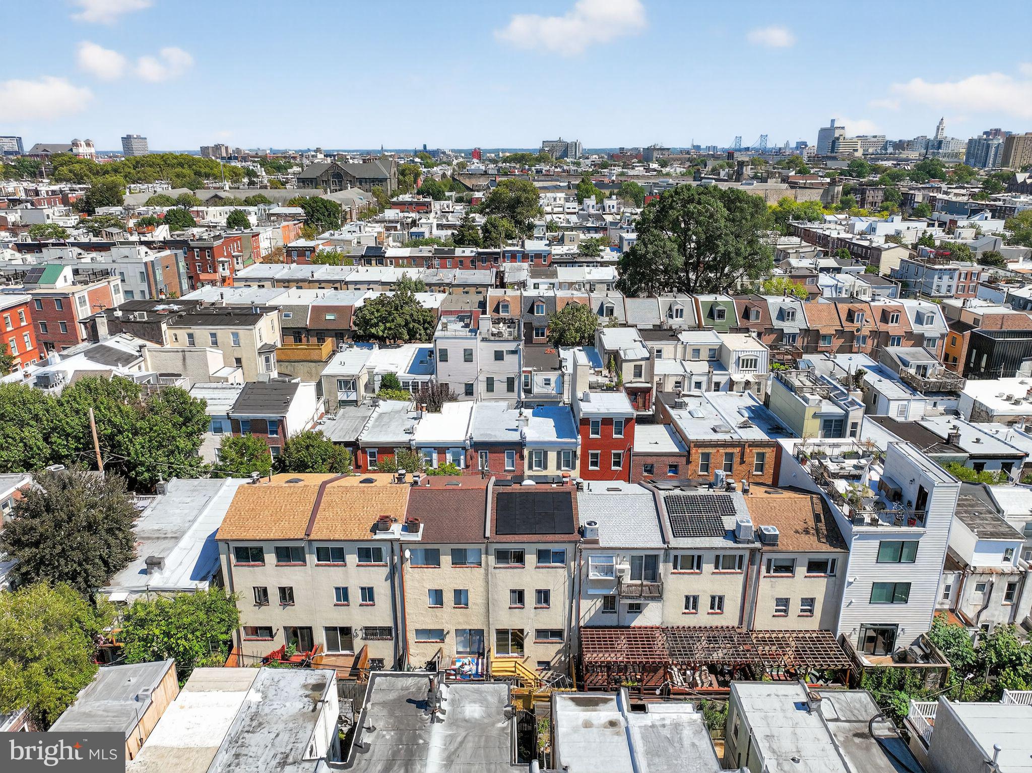 FAIRMOUNT - Residential