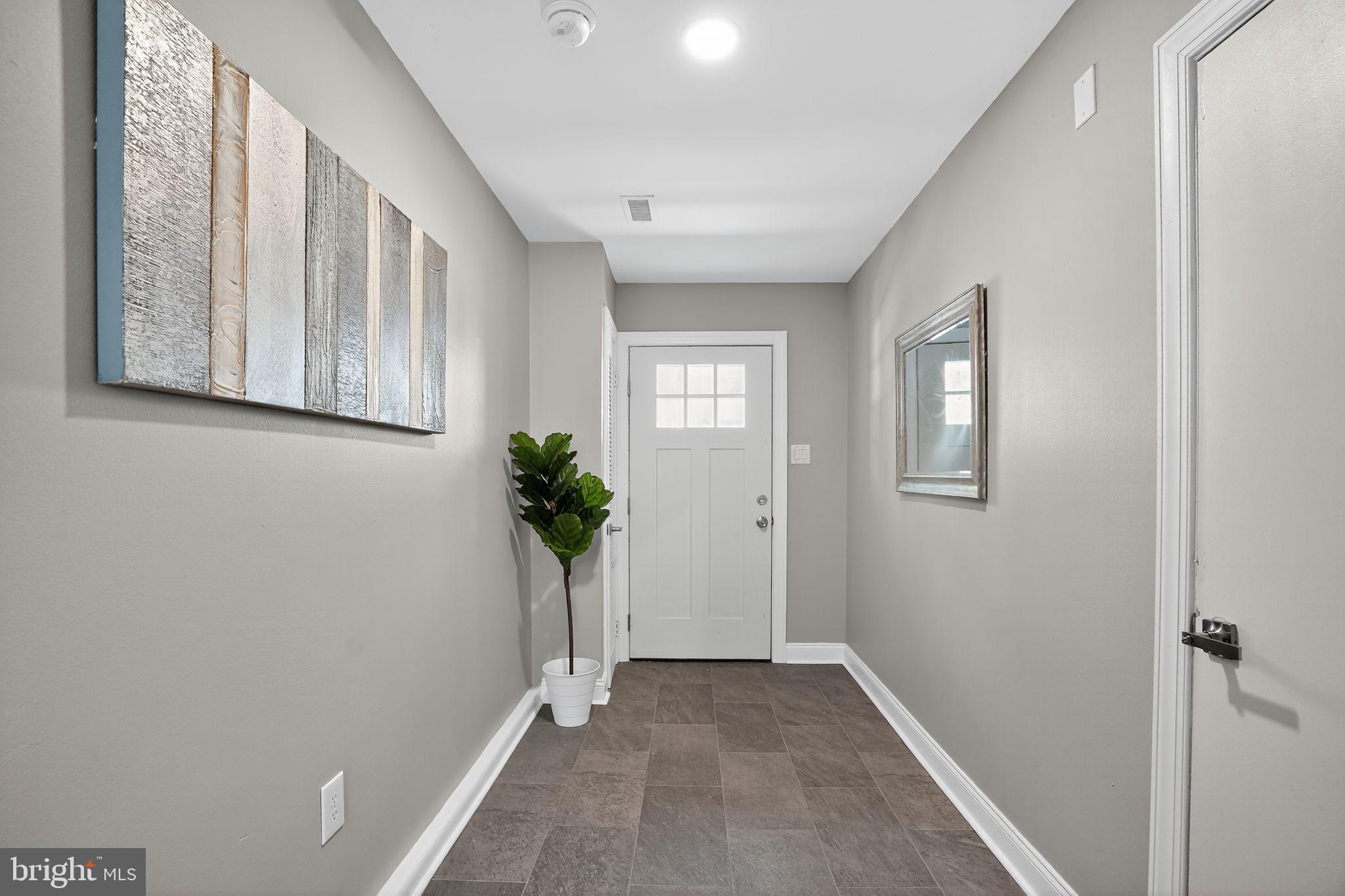 FAIRMOUNT - Residential