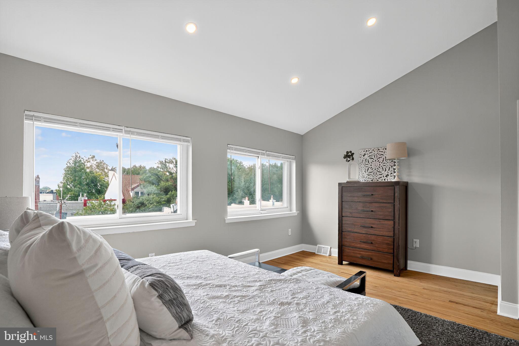 FAIRMOUNT - Residential