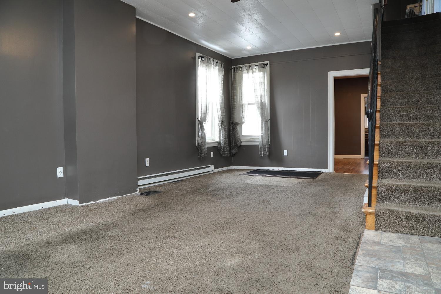 COLUMBIA BOROUGH - Residential