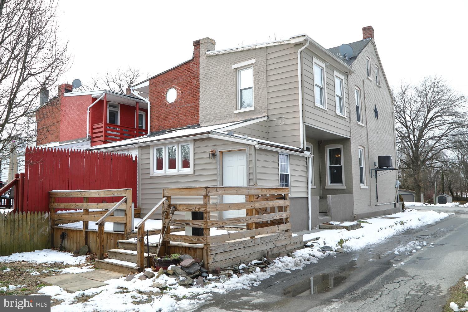 COLUMBIA BOROUGH - Residential