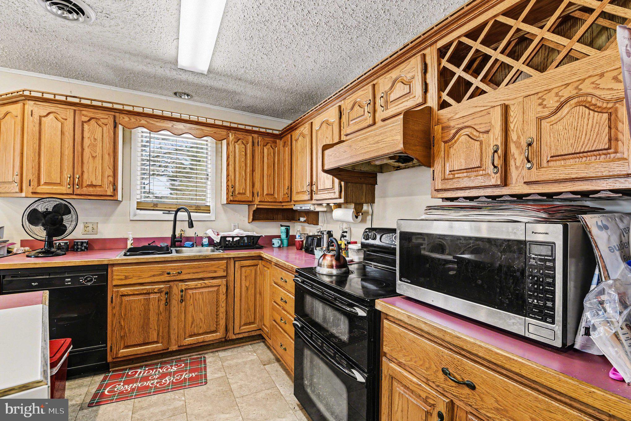 NONAVAILABLE - Residential