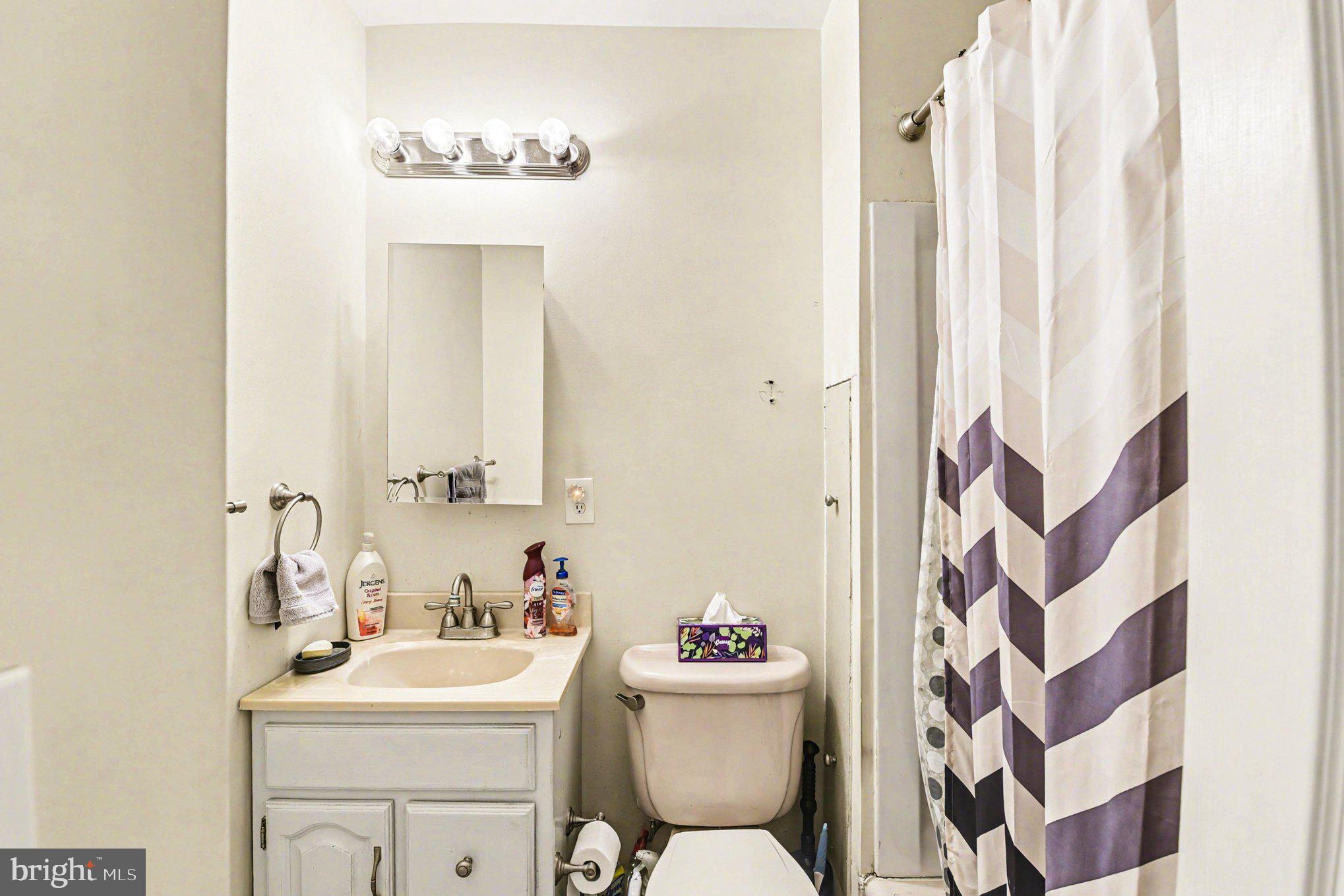 NONAVAILABLE - Residential