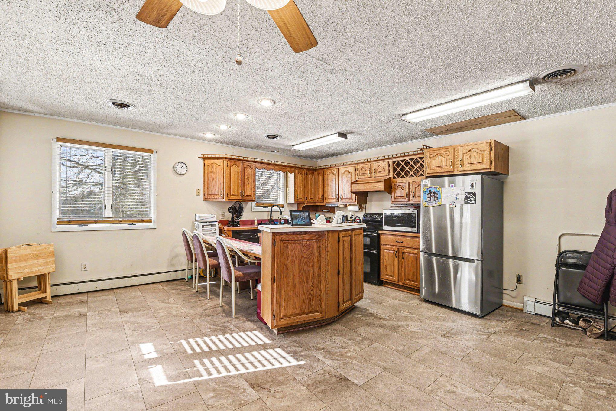 NONAVAILABLE - Residential