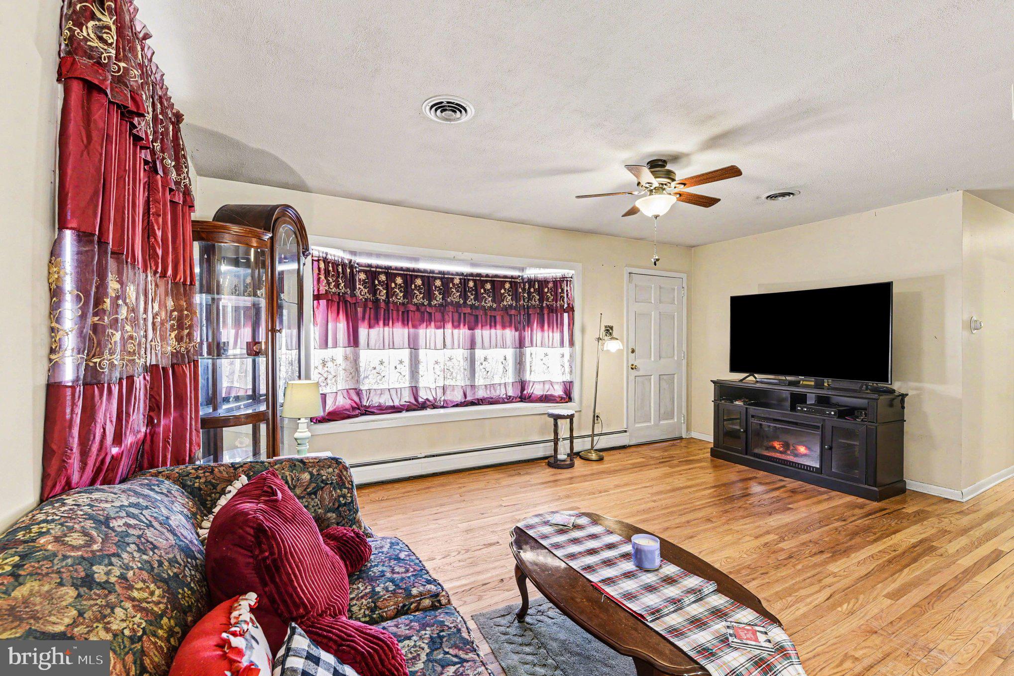 NONAVAILABLE - Residential