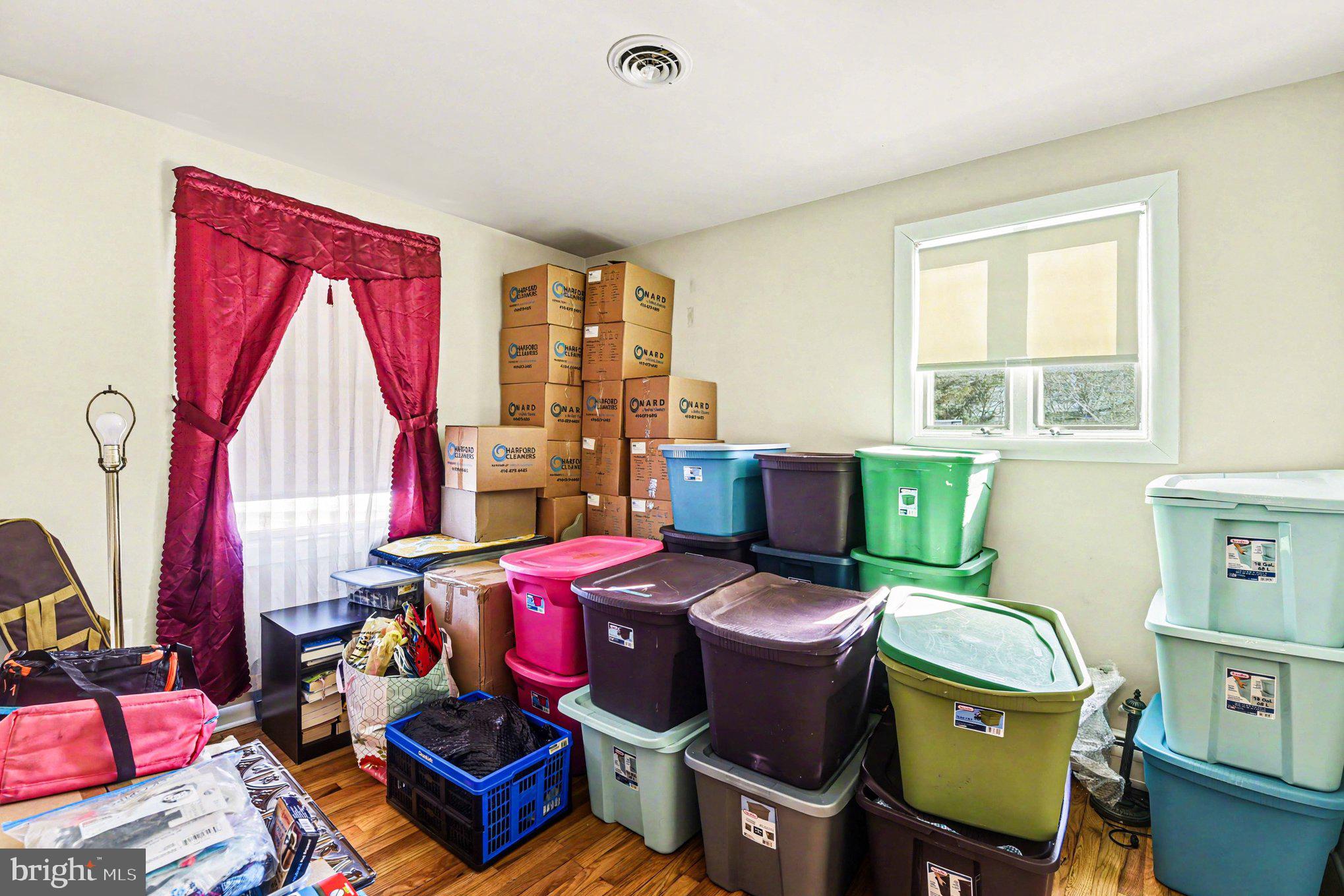 NONAVAILABLE - Residential