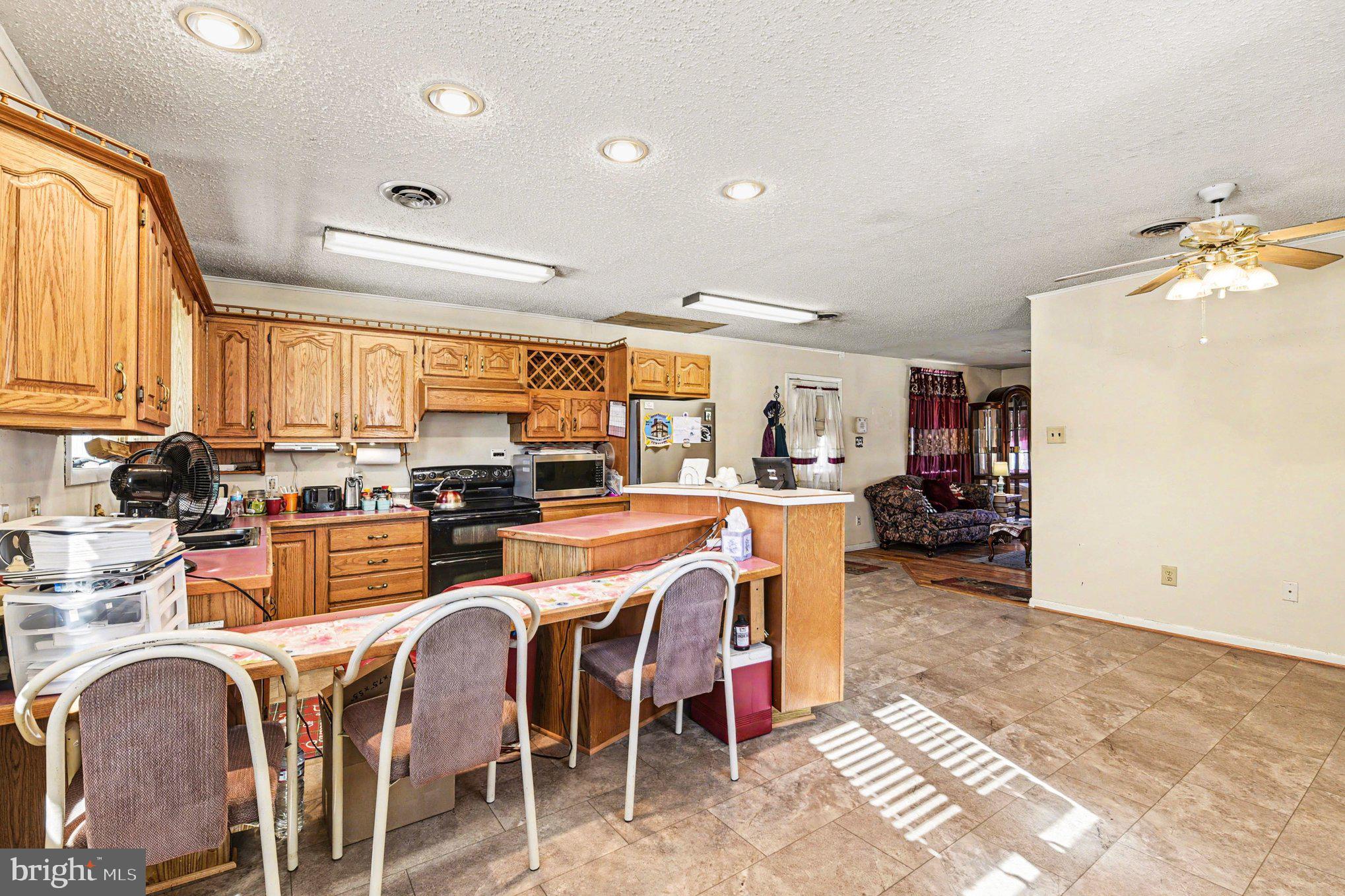 NONAVAILABLE - Residential