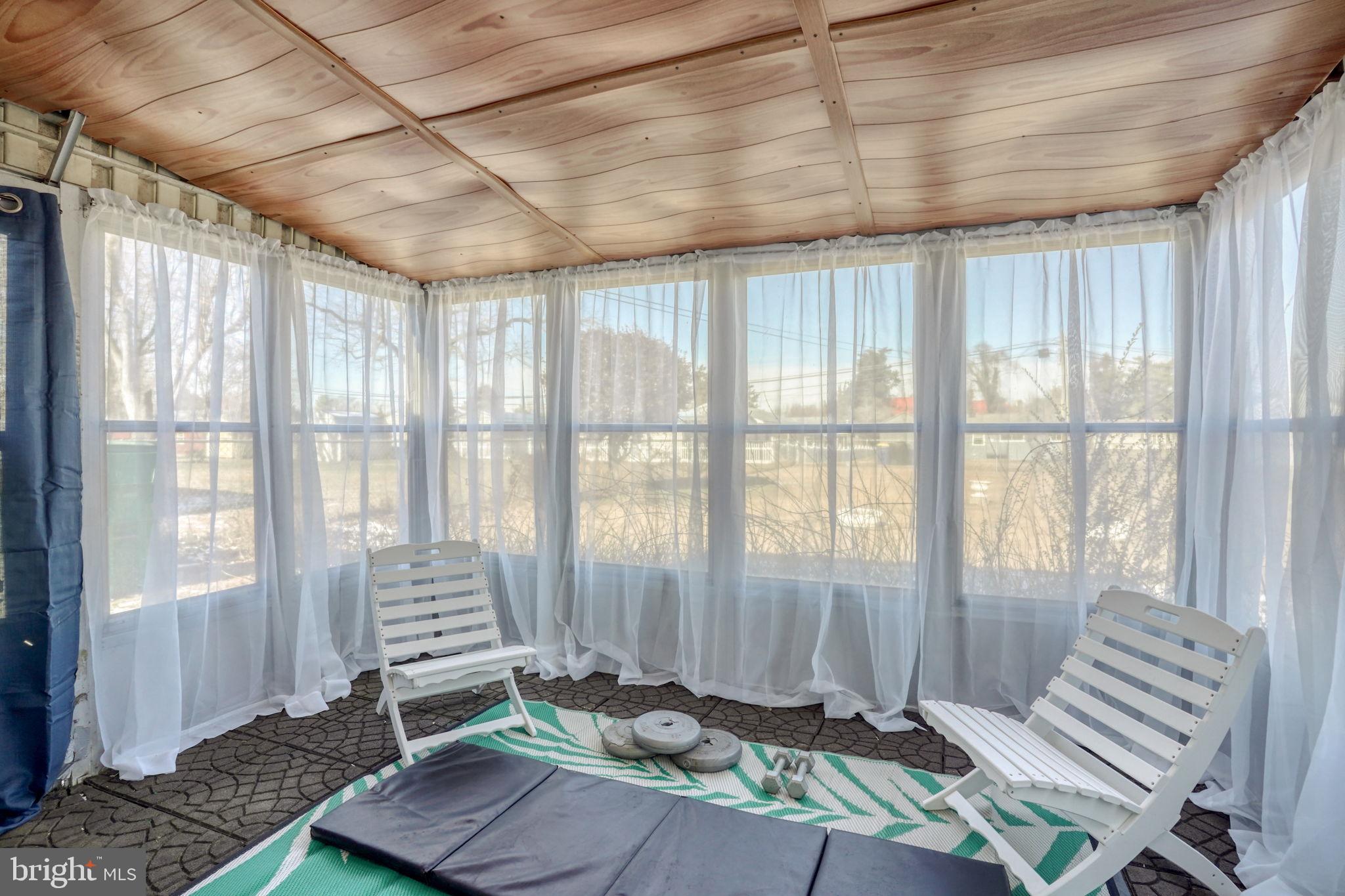 KENT ACRES - Residential