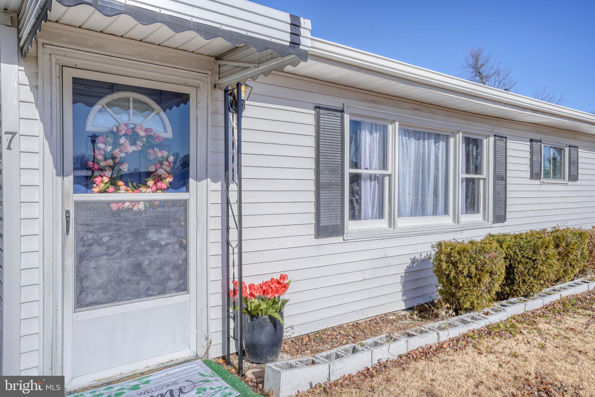 KENT ACRES - Residential