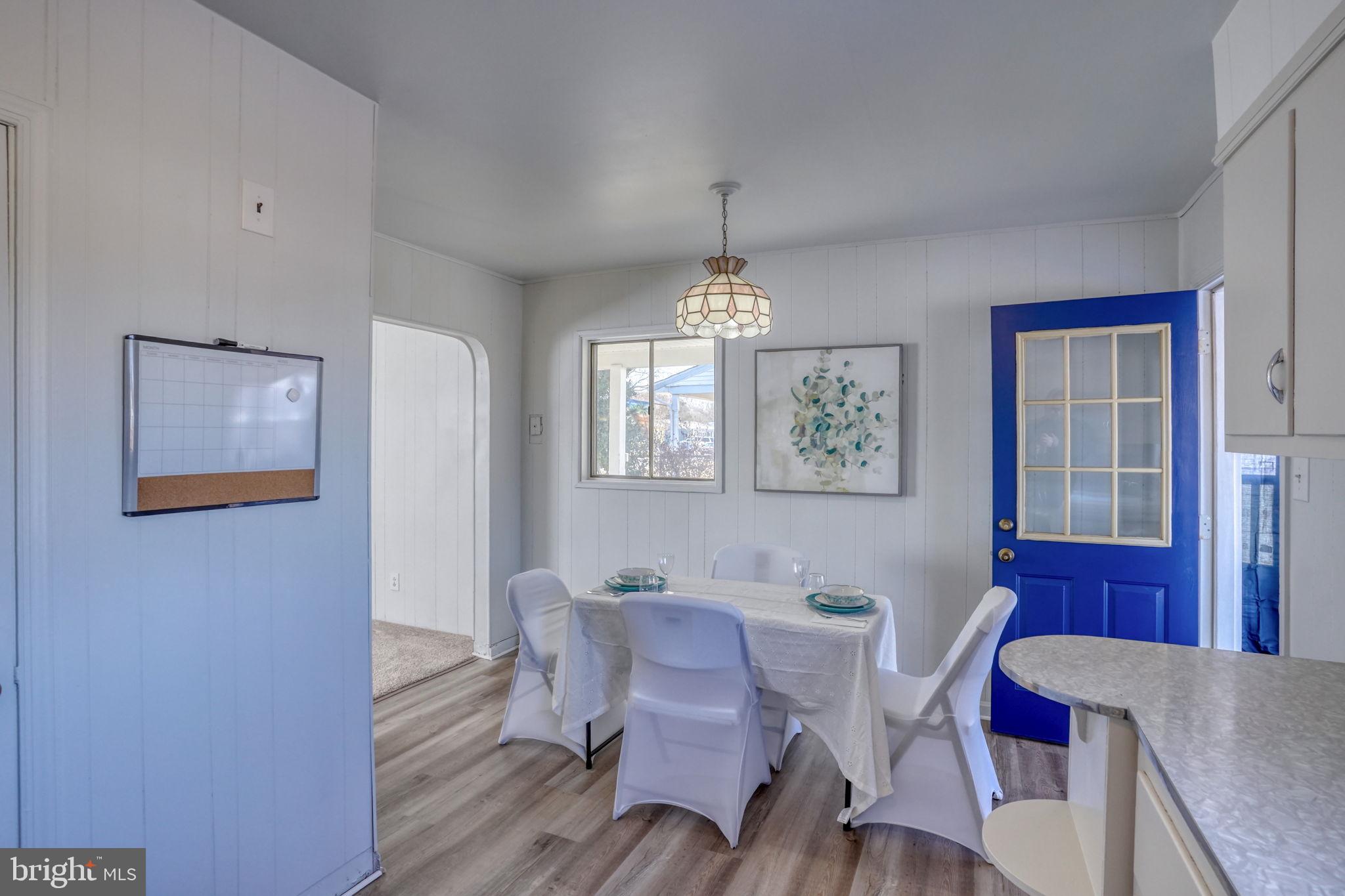 KENT ACRES - Residential