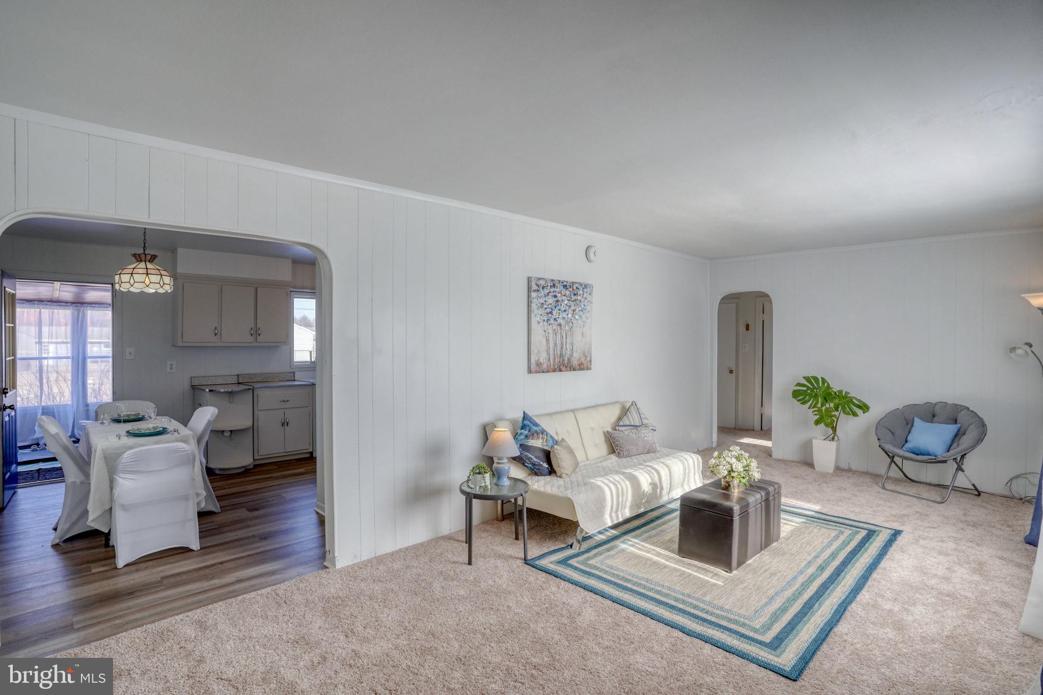 KENT ACRES - Residential