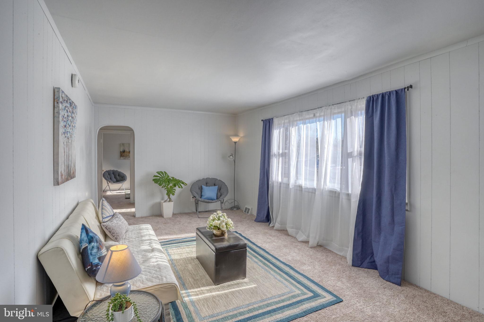 KENT ACRES - Residential