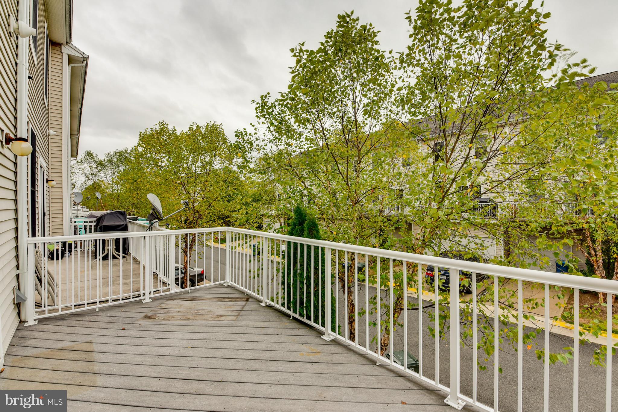 SOUTH RIDING - Residential Lease