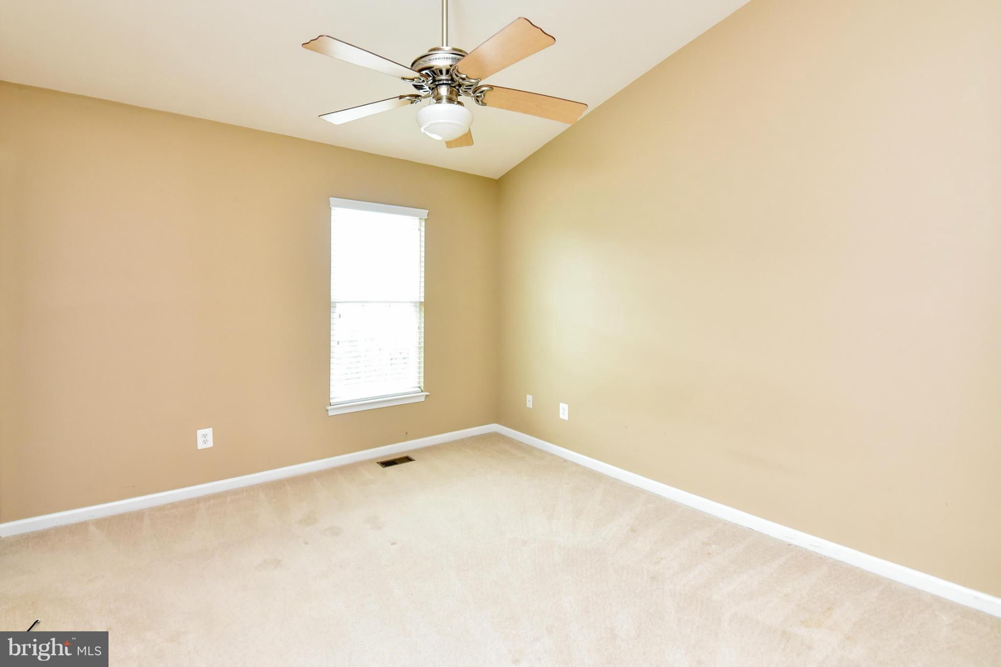 SOUTH RIDING - Residential Lease