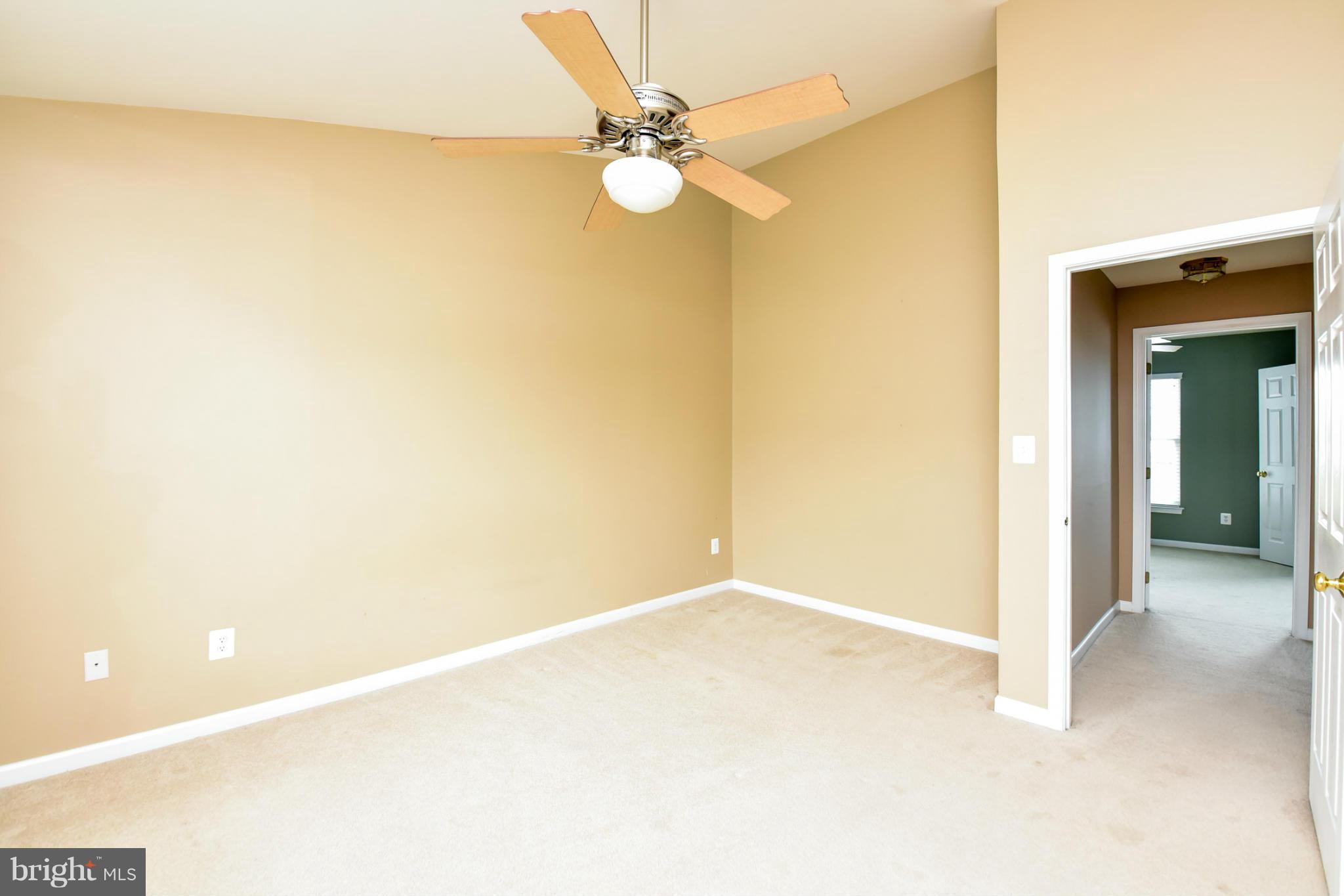 SOUTH RIDING - Residential Lease