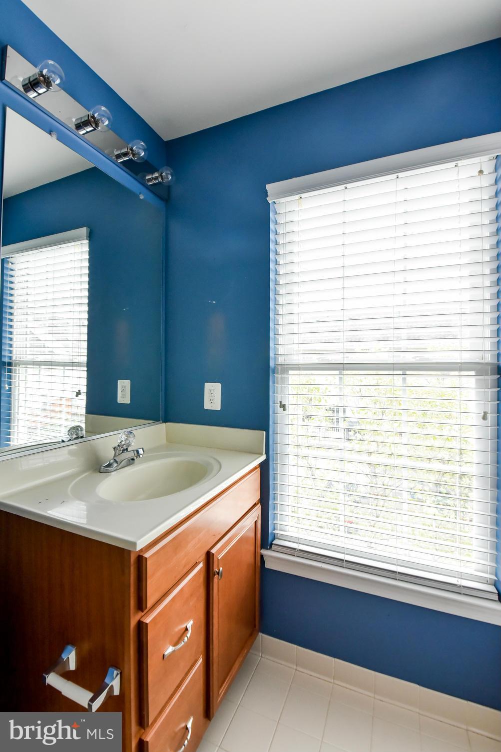 SOUTH RIDING - Residential Lease