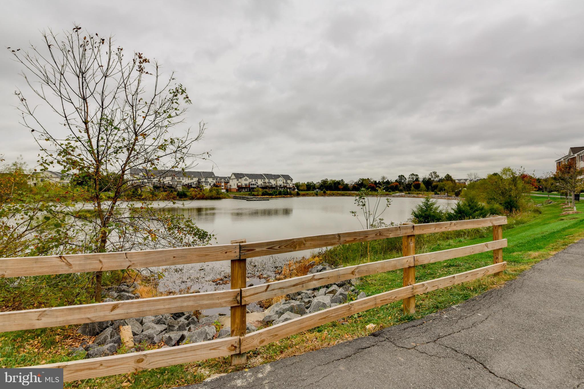 SOUTH RIDING - Residential Lease