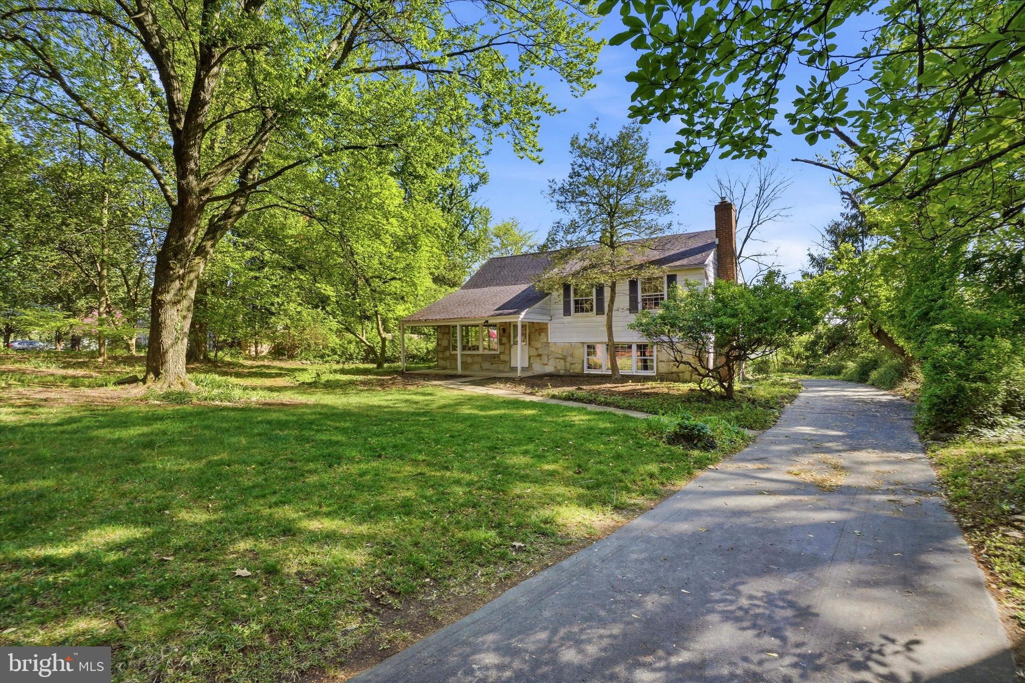 BLUE BELL ESTATES - Residential