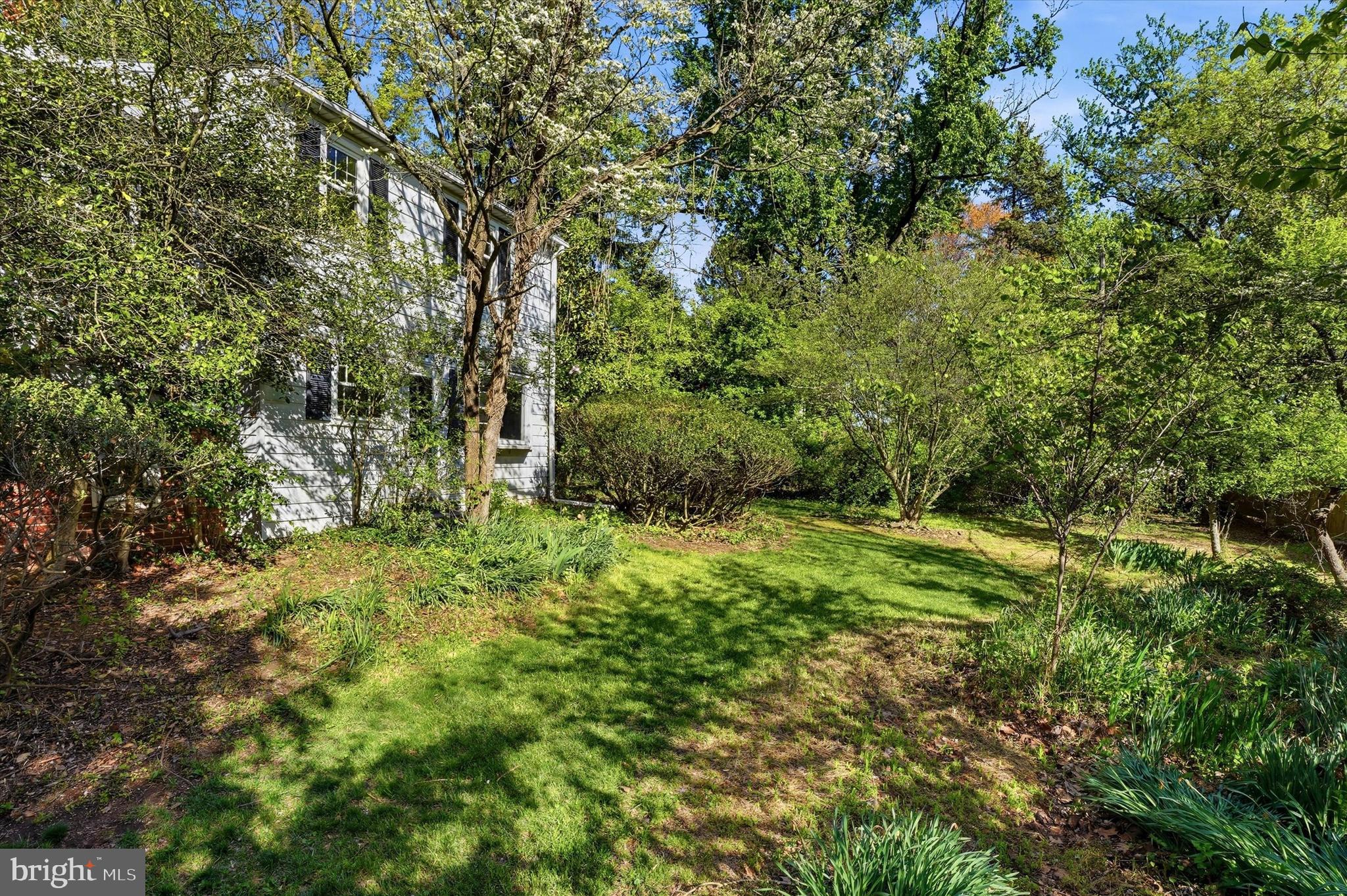 BLUE BELL ESTATES - Residential