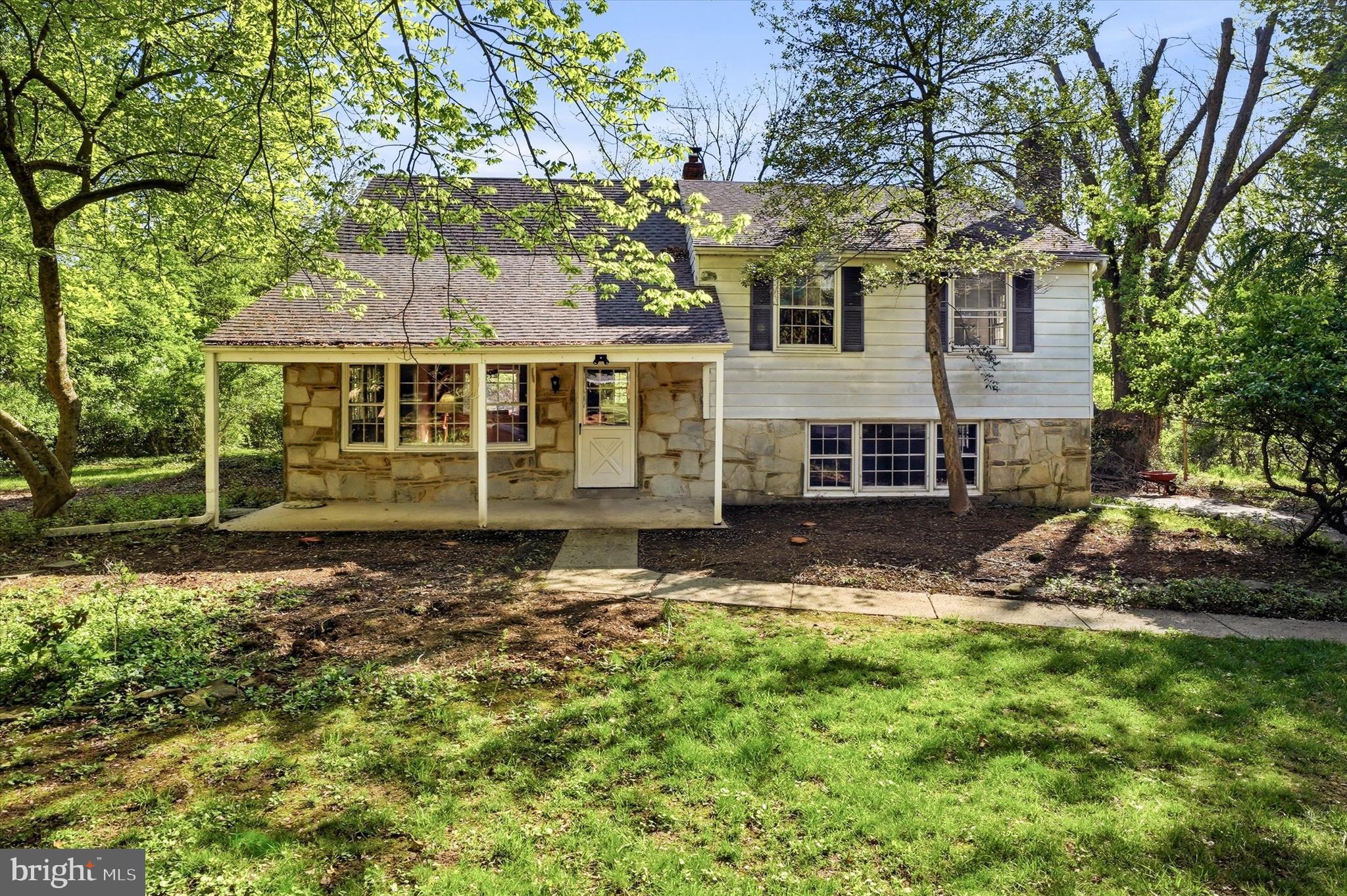 BLUE BELL ESTATES - Residential