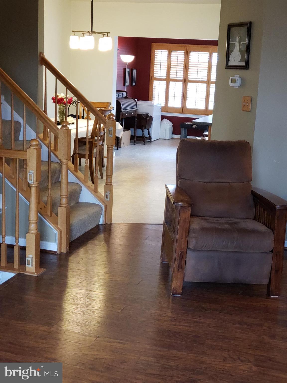 SOUTH RIDING - Residential