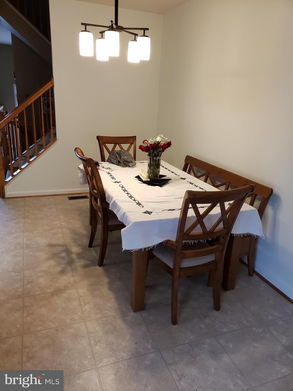 SOUTH RIDING - Residential