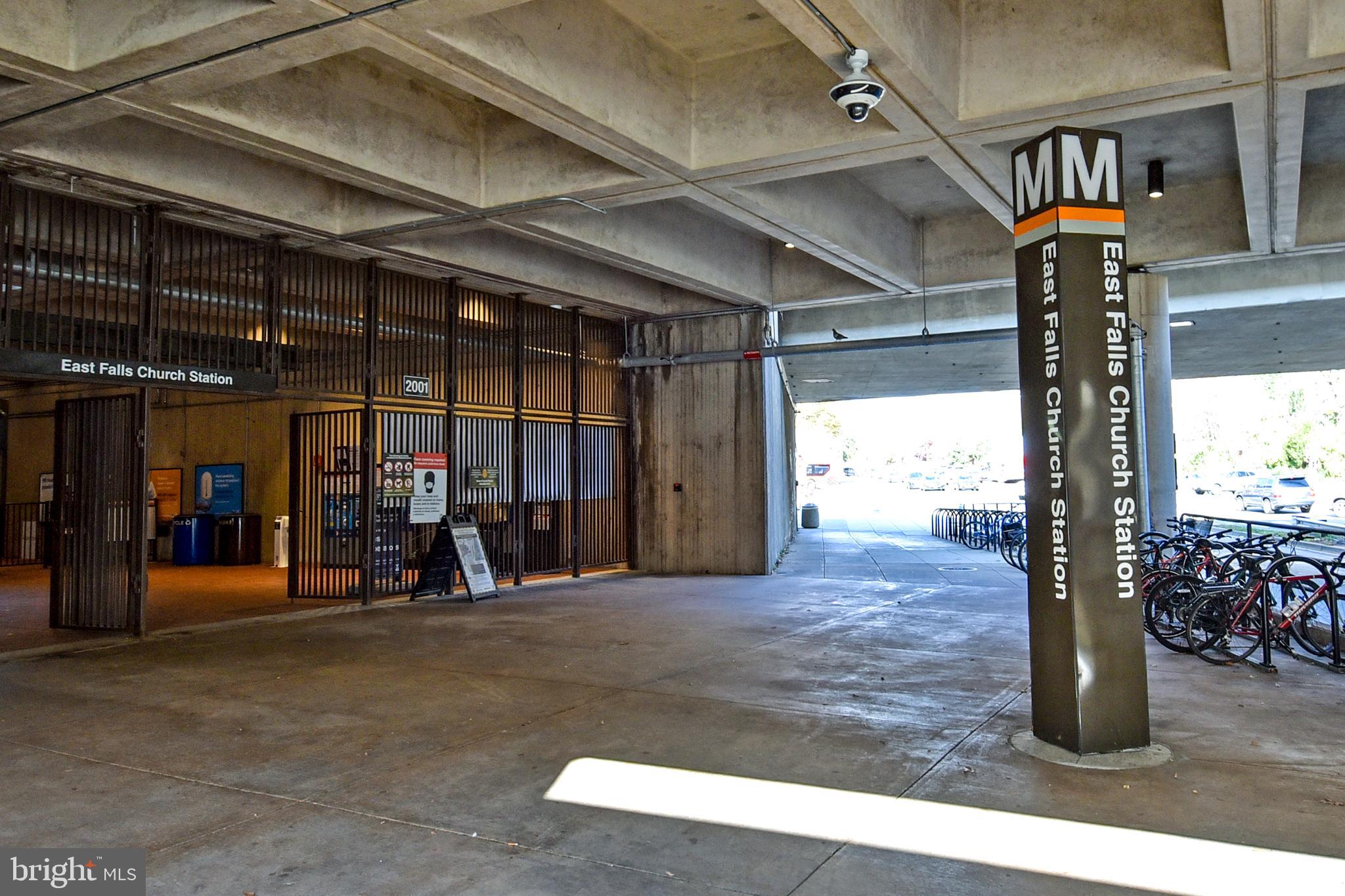 LEE CREST - Residential