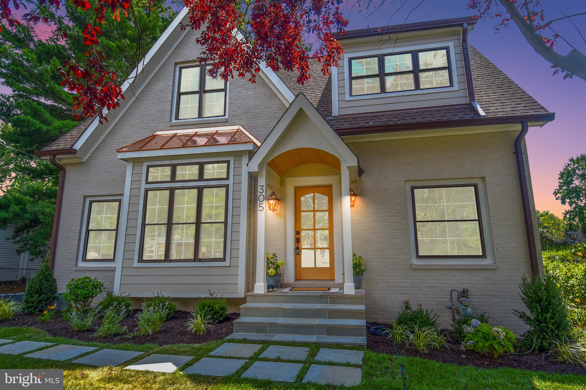 LEE CREST - Residential