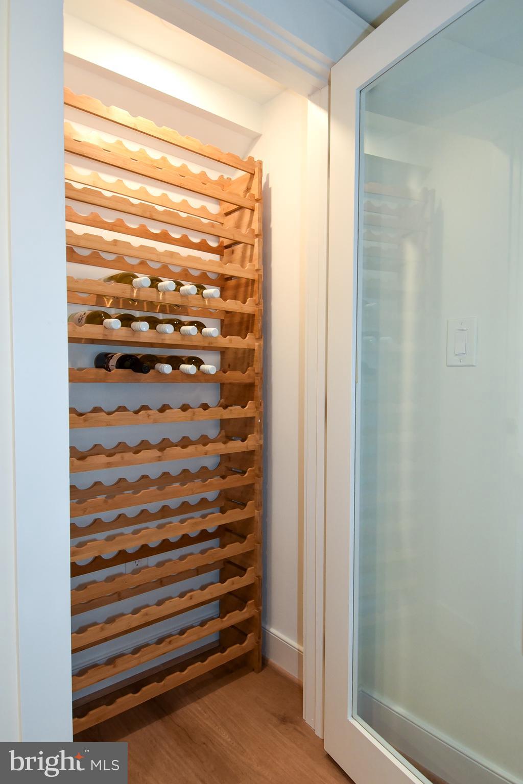 LEE CREST - Residential