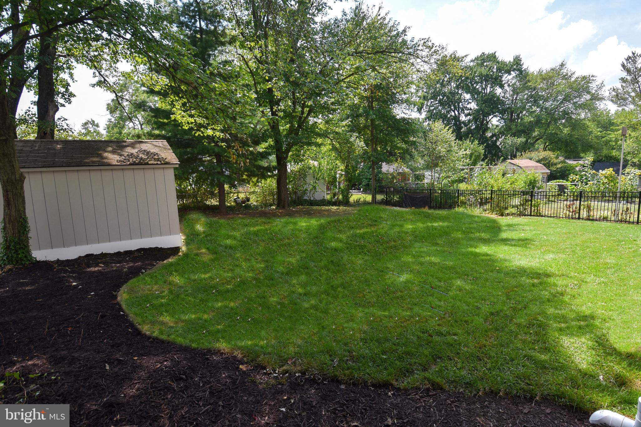 LEE CREST - Residential