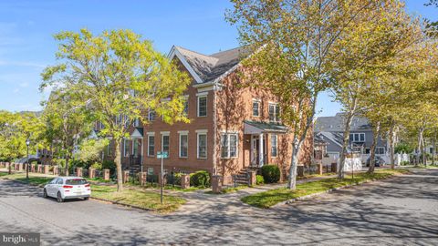 102 BURNET CRESCENT ROBBINSVILLE NJ 08691