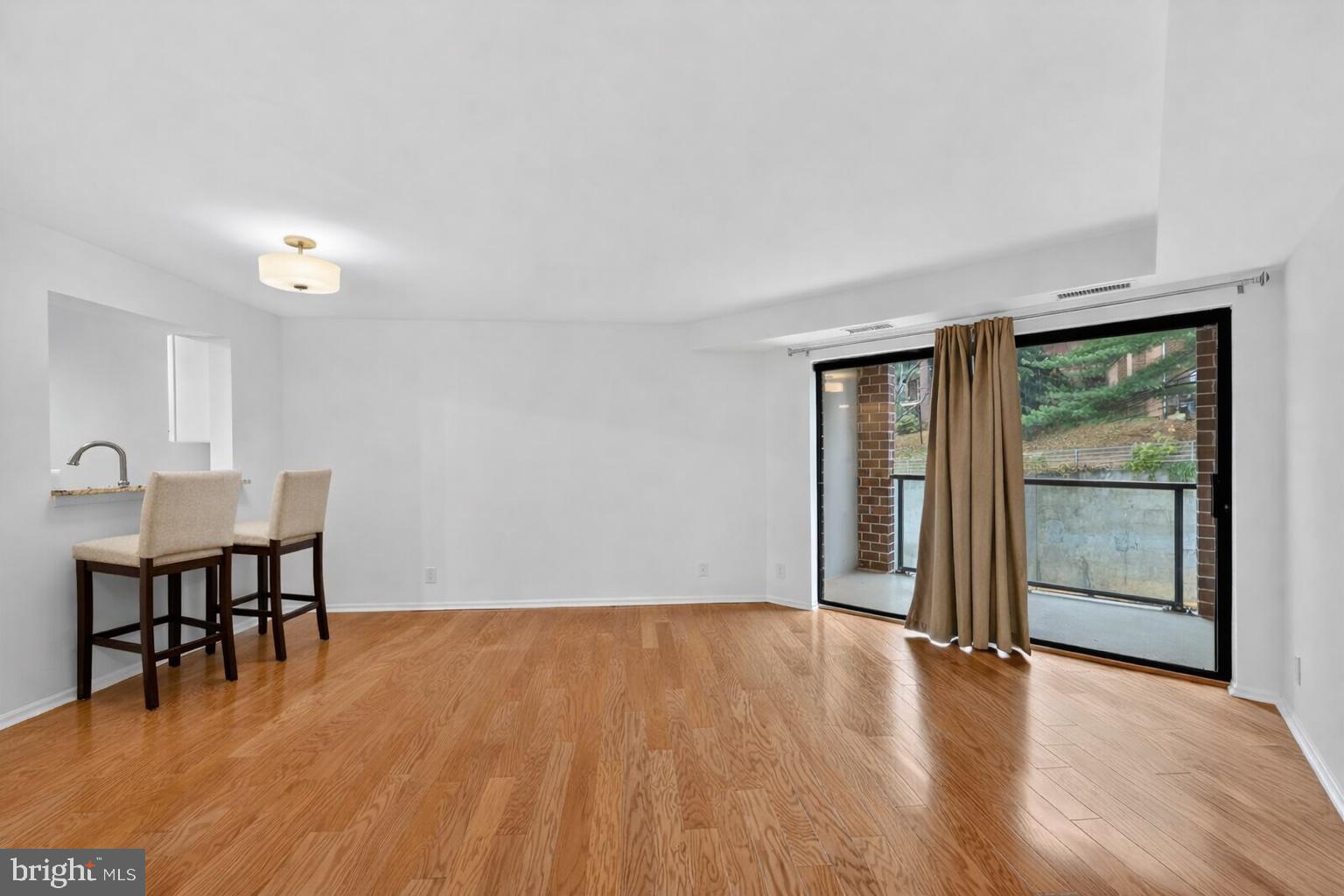 ASTORIA CONDOMINIUM - Residential