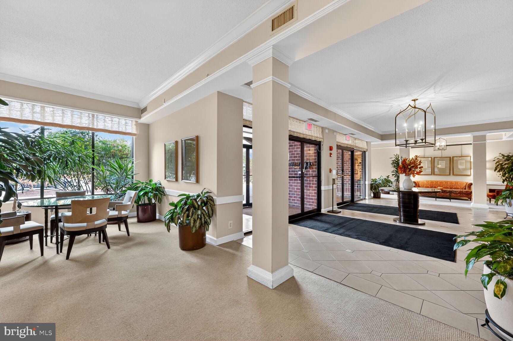 ASTORIA CONDOMINIUM - Residential