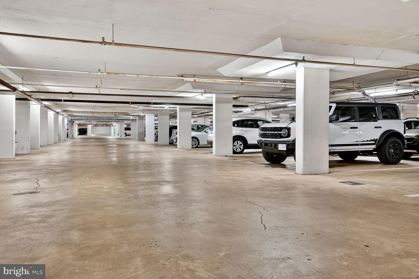 ASTORIA CONDOMINIUM - Residential