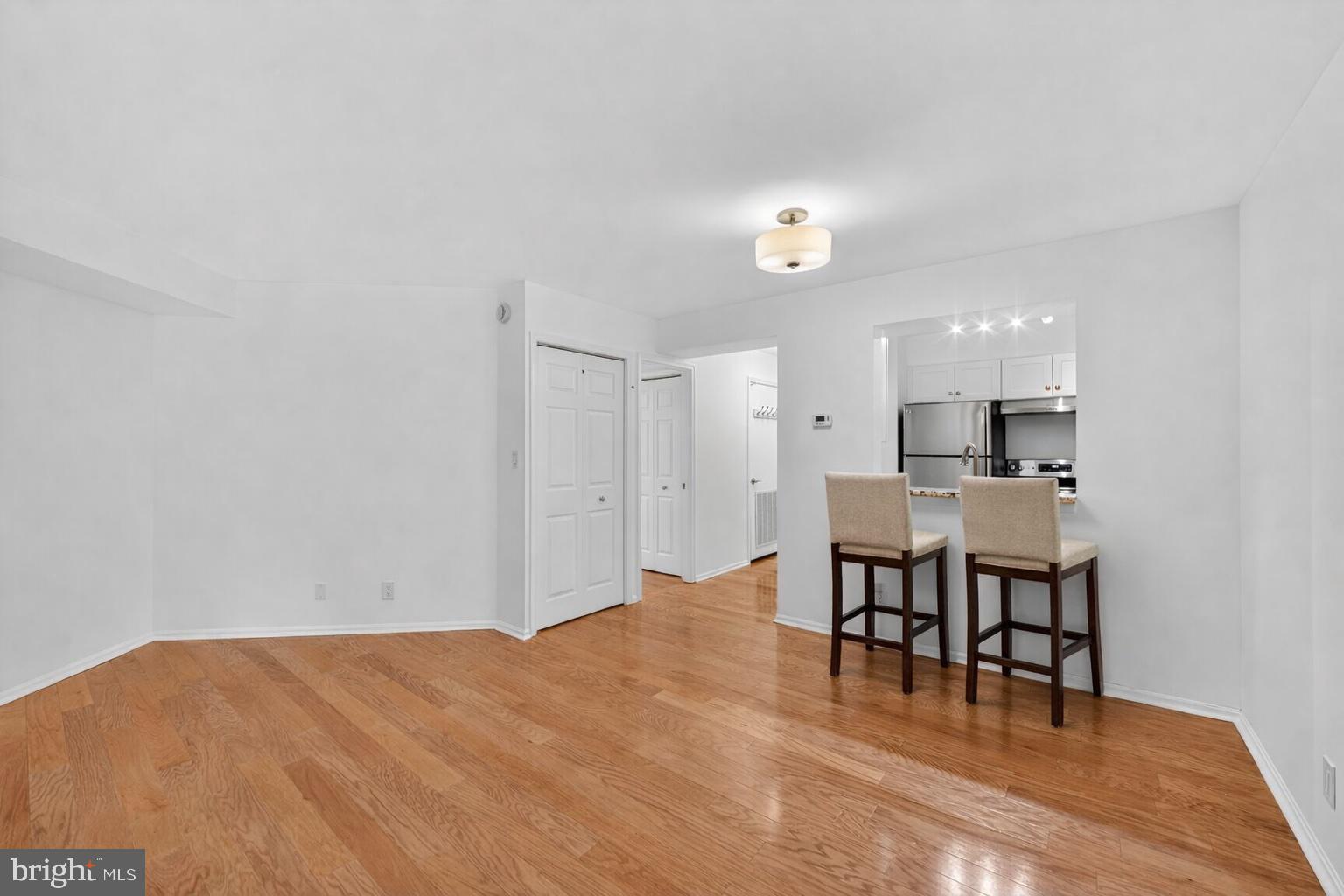 ASTORIA CONDOMINIUM - Residential